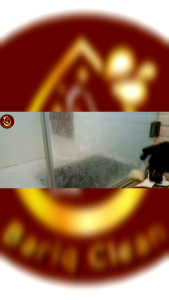Pembersih Jamur kaca dan kerak kamar mandi