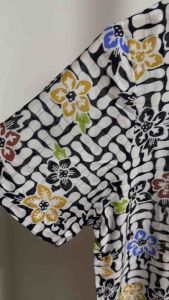❤️❤️New Lovely Floral Batik Blouse❤️❤️