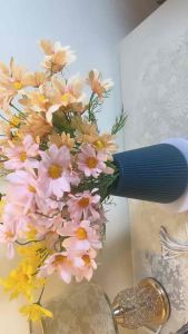 ช่อดอกไม้ประดิษฐ์ดอกเดซี่สไตล์โมเดิร์น 5 สี ตกแต่งบ้านและถ่ายรูป