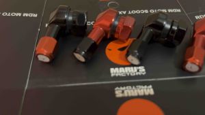 Maru’s 2pcs CNC Tire Valve 90 Deg Tubeless Valve Scooter