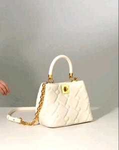 ทรงถัง แถมสายยาว ขนาดฐาน8นิ้ว 👠