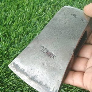 Kapak Bunut: Alat Kebun dan Tebang Pohon