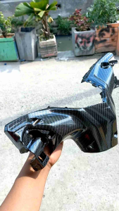 Batok Belakang Soul GT Bluecore 125 Karbon: Desain Unik Mobil yang Membuat Anda Berbeda
