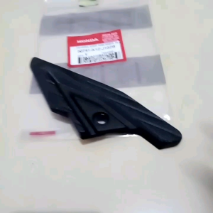 Cover Plastik Injekan Step Boncengan Belakang Kiri PCX 160