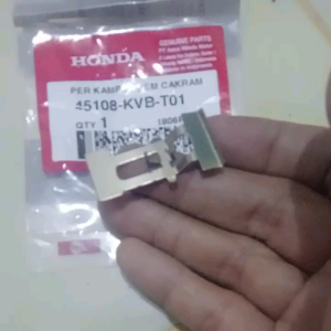Per Plat Dudukan Kampas Rem Cakram Caliper Depan All Beat Scoopy New Scoopy Spacy Vario 125 Techno Vario 150 Esp Original Honda
