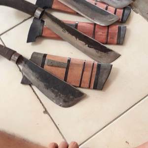 Golok baja asli serbaguna potong kayu dan bambu bedog waja khas banten