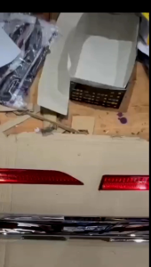 Trunklid Innova 2008-2015: Model Copot & Reflektor Chrome