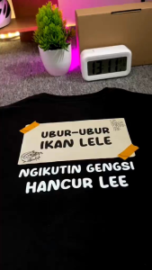 Kaos ubur-ubur ikan Lele ngikutin gengsi hancur lee -cotton combed 24s T-shirt