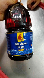 Nước mắm nhỉ cá cơm 584 Nha Trang 25 độ đạm can 2 lít - Siêu Thị HMART