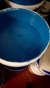 1kg Sơn kẻ vạch ô tô sân cầu lông bóng chuyền màu Trắng sân bóng đá