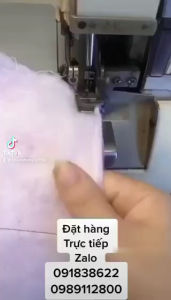 Miếng nhựa dùng dán chân vịt máy vắt sổ 4 chỉ để may vải rít
