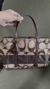 used/Preloved authentic 2007 signature striped mini tote