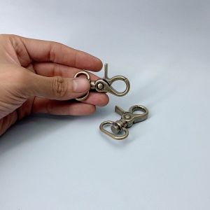 ตัวล็อคก้ามปู ตัวคล้องสายกระเป๋า อุปกรณ์ดีไอวาย หัวเกี่ยวหมุนรอบได้ YKK สายสะพายกระเป๋า 20 มม. (1-2ชิ้น/Pcs)