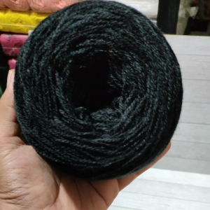 Benang Rajut Wol 90 gram No 1920 Hitam