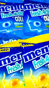 Mentos Golia Isi 42x25g - Permen Mint Cemilan