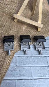 Handle Tarikan Tutup Bensin / Tuas Pembuka Tutup Bensin Innova Fortuner Hilux Original