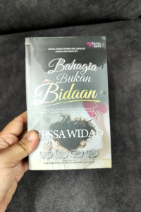 Bahagia Bukan Bidaan - Hessa Widad (PRELOVED)