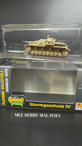 Platinum Collectible German Sturmgeschutz IV Tank Model 1:72 Scale Display model Brand easy model 1944