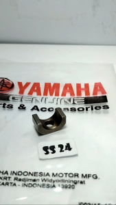 Penjepit pen platuk yamaha Xmax B74 Collar original