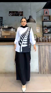Setelan Rok Vienara Ready: Desain Rok Versatile untuk Berbagai Acara