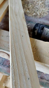 ไม้สน 1.2*5*60ซม มัด 10 ท่อน มีรอยตะปู