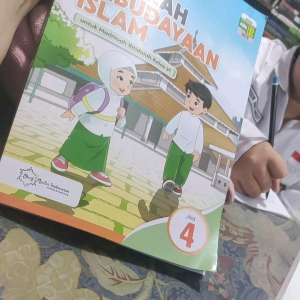 SEJARAH KEBUDAYAAN ISLAM untuk Madrasah Ibtidaiah Kelas VI Jilid 4 Kelas 6