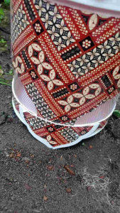 TEMPAT JANGKRIK ULAT BENTUK UNIK PLASTIK TEBAL Motif Batik PREMIUM Produk Baru!!