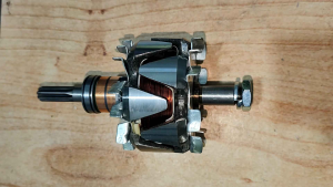 Rotor Angker Alternator Amper Kuda Diesel L300 Diesel 2.500cc 8T Gigi Kasar