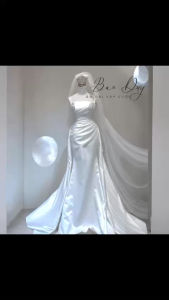 Váy đuôi cá kèm tà 2 dây đính ngọc