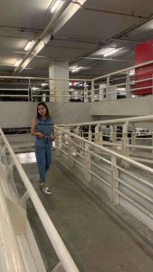 LN จั้มสูทกางเกงยีนส์ขายาว เเขนกุดมาพร้อมสายผูกเอว