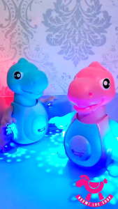 SWING DINOSAUR mainan robot dinosaurus mainan bayi mainan dinosaurus berjalan lampu musik hadiah ulang tahun dance hero