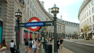 SegiEmpat Motif Buttonscraves: Desain Elegan & Produk Berkualitas