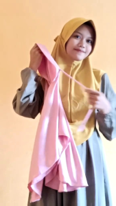 Hijab Dewasa Pet Kepang Tali Uli Azkia Bahan Jersey Premium