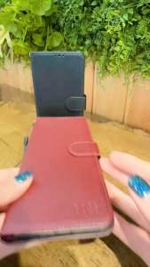 VIVO V20 เคสมือถือ เปิด-ปิด ข้างหน้ามีแม่เหล็กล็อค มีช่องใส่รูปบัตรใส่เงินได้พร้อมสายห้อยเคส