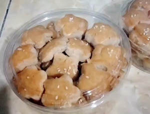 Kue Kacang Tradisional & Kering: Tips Membuat dan Menyajikan