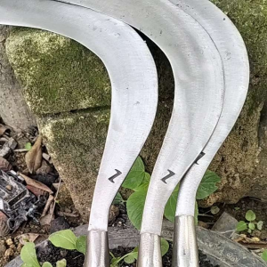 arit rumput asli Madurabahan full bajaspek utk rumput dan ranting kecildijamin tajam anti rompal dan mleot utk pemesanan bisa langsung cek out barang Redi dan siap dikirim