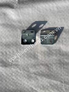 Ke vuông góc - 2 phân - 4 lổ ( combo 100 cái )