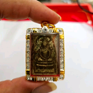 สมเด็จฝังเพชร หลวงพ่อปาน คุณสมบัติและขนาดต่างๆ พระสมเด็จ หลวงพ่อปาน พระหางหมาก พระปากน้ำ พระคำข้าว งานคุณภาพ งานดีไม่ลอกไม่ดำ