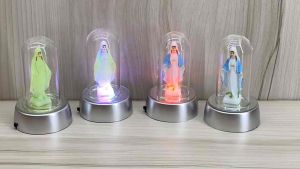 Quà tặng công giáo - Tượng Đức Mẹ Ban Ơn bên trong lồng kính thuỷ tinh cao 10cm