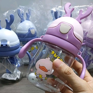 [Màu Hồng] Bình nước cho bé Bình nước dễ thương có ống hút cho bé tập uống có van chống sặc cao cấp 300ml bằng nhựa PP chịu nhiệt tốt có dây đeo.