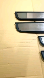 Sillplate Samping Suzuki Xl7 XL 7 2020 2024 2025 2026 2027 Hitam List Stainless Lampu / Non LED .