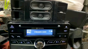 Đầu CD TOYOTA Bluetooth tháo xe Fortuner 2019 : dùng lắp chung cho các loại xe