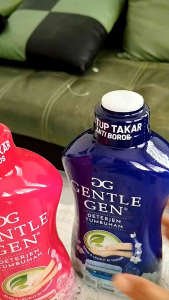 Gentle Gen sabun cuci cair botol 700 ml