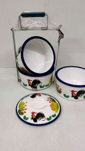 ปิ่นโต 3 ชั้น ลายไก่กลม ของซุปเปอร์แวร์แท้ตรานกเพนกวินสินค้าเกรด A