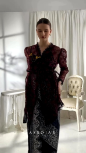 Kebaya Maroon & Kebaya Burgundy: Pilihan Setelan Kebaya Wanita Modern dan Tradisional