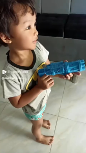 MAINAN BUBBLE GUN PISTOL GELEMBUNG MAINAN SABUN GELEMBUNG MAINAN GELEMBUNG PISTOL