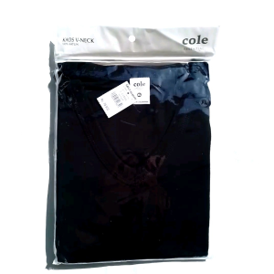 Cole T-Shirt Baju Kaos Oblong Polos Pria Dewasa V Neck Leher V Kerah V Lengan Pendek Bahan Cotton Katun Premium Tebal Adem Terbaru Murah Hitam Aesthetic Keren