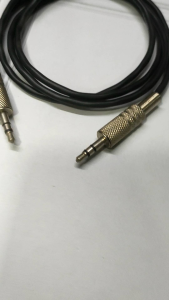 Kabel audio jack aux/mini stereo 3.5 to aux/mini stereo 3.5 kabel canare L2T-2S(minimalis) original
