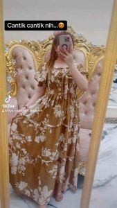 Dress Chibi anggun motif bunga kecil