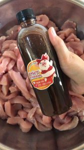 น้ำซอสหมักหมูแดดเดียว สูตรบ้านเตี่ยไสว 500 ml. (1 ขวดหมักหมูได้ 5 กก.) รสชาติเค็มหวาน อร่อย เข้มข้น